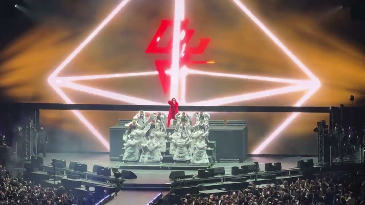 Daddy Yankee - Problema / Live @Calibash 01/15/22 Crypto Arena Los Angeles CA.