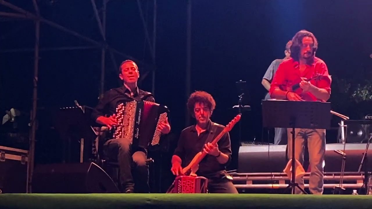 Max Gazze e l’orchestra popolare del saltarello - La favola di Adamo ed Eva - Presicce 19/08/24