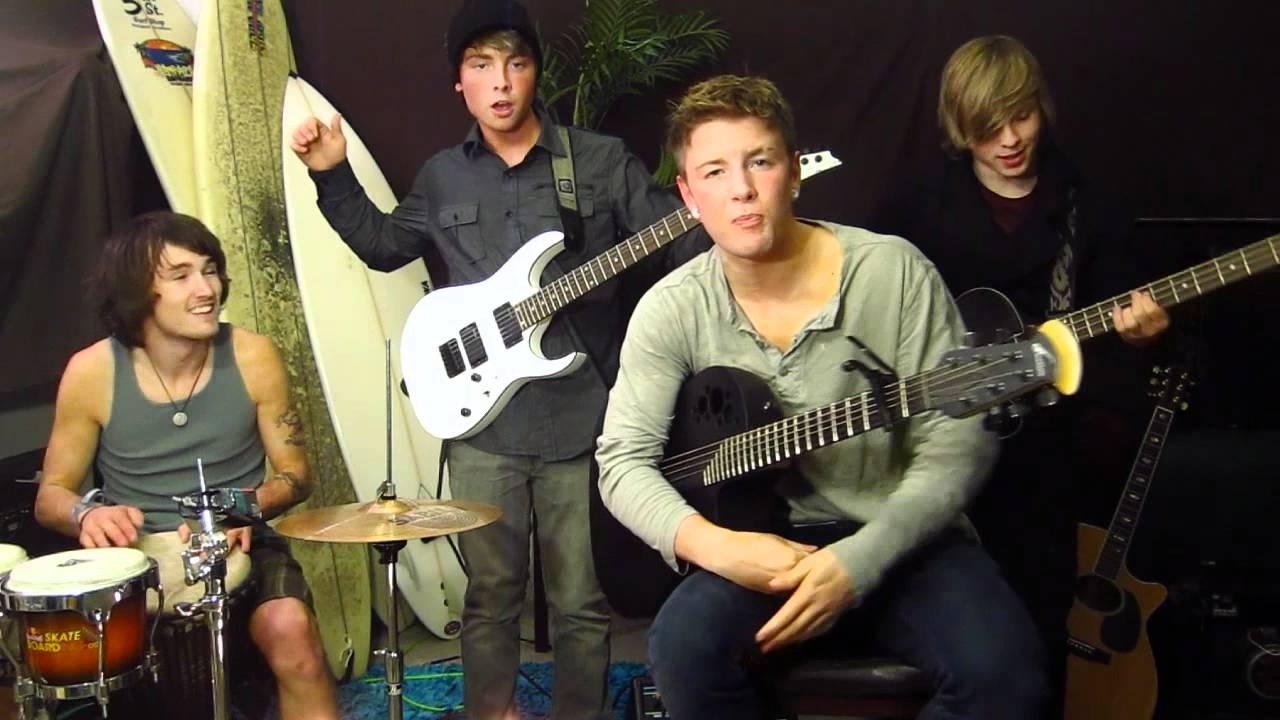 EMBLEM3 -  Santeria (Cover)