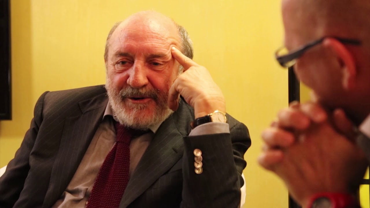 Saulo Zanetta presidente di APV e Centro Eric Berne intervista Umberto Galimberti