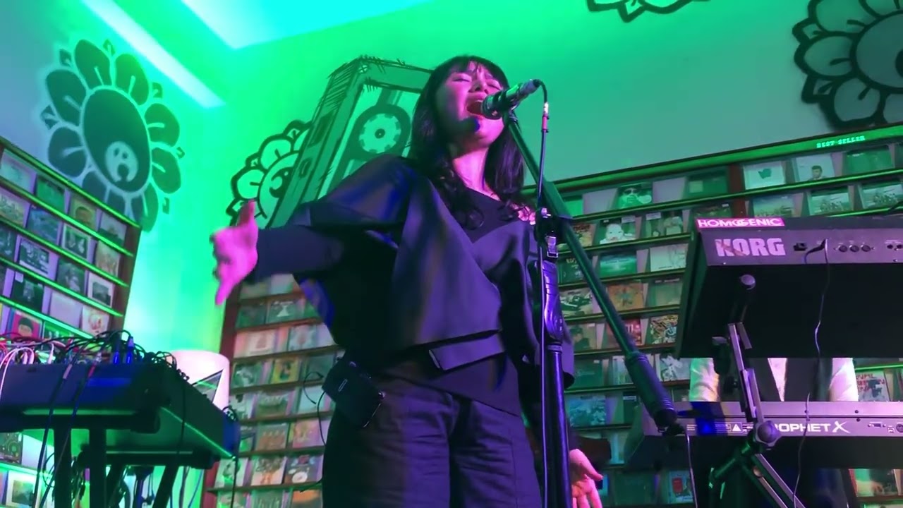 HMGNC - Kekal (Live at Demajors Store, Jakarta 25/11/2022)