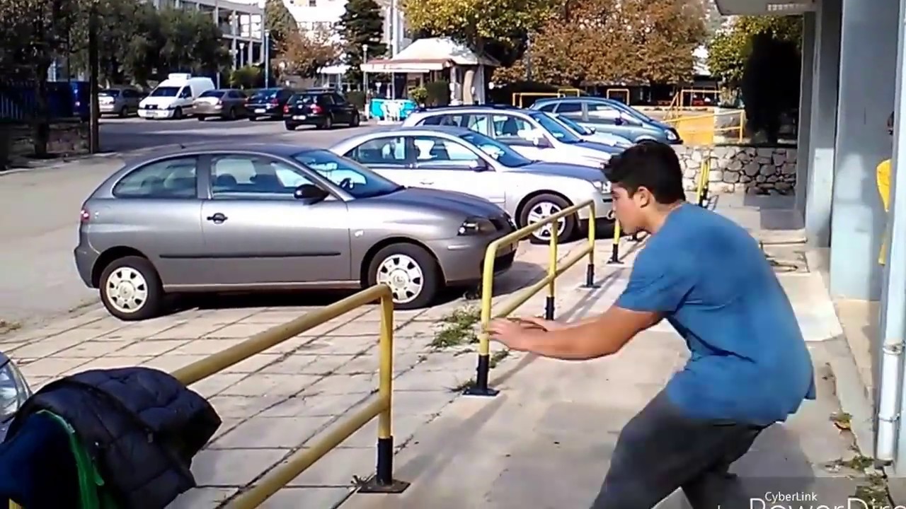 Asp running in Aspra Spitia