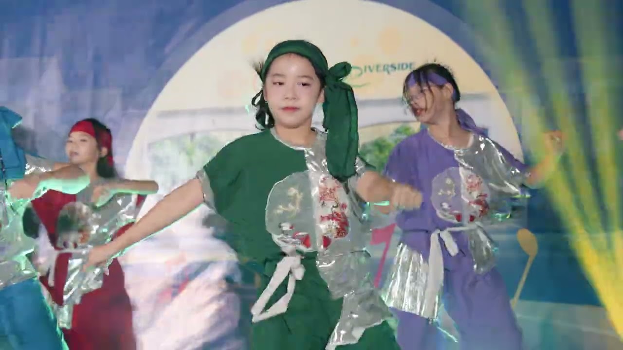 🌕 TRUNG THU 2025 ĐOÀN VIÊN RỰC RỠ TẠI 𝐂𝐄𝐍𝐓𝐀 𝐑𝐈𝐕𝐄𝐑𝐒𝐈𝐃𝐄!🏮😊