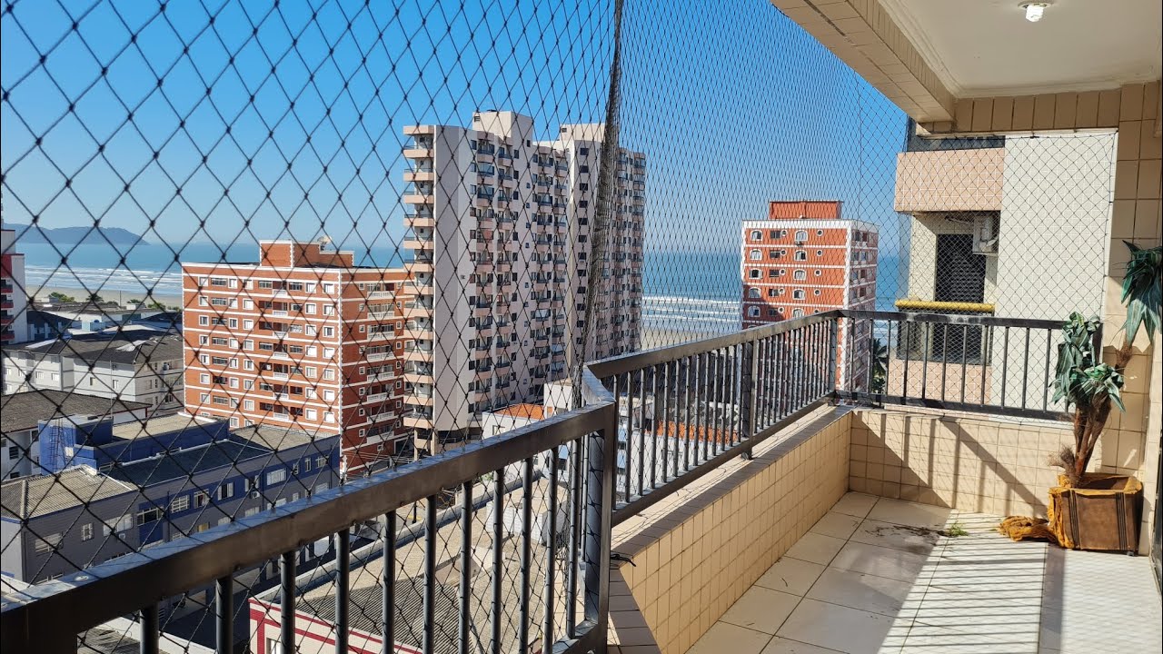 Exclusiva Cobertura Duplex na Vila Tupi – A apenas 150 metros da praia!