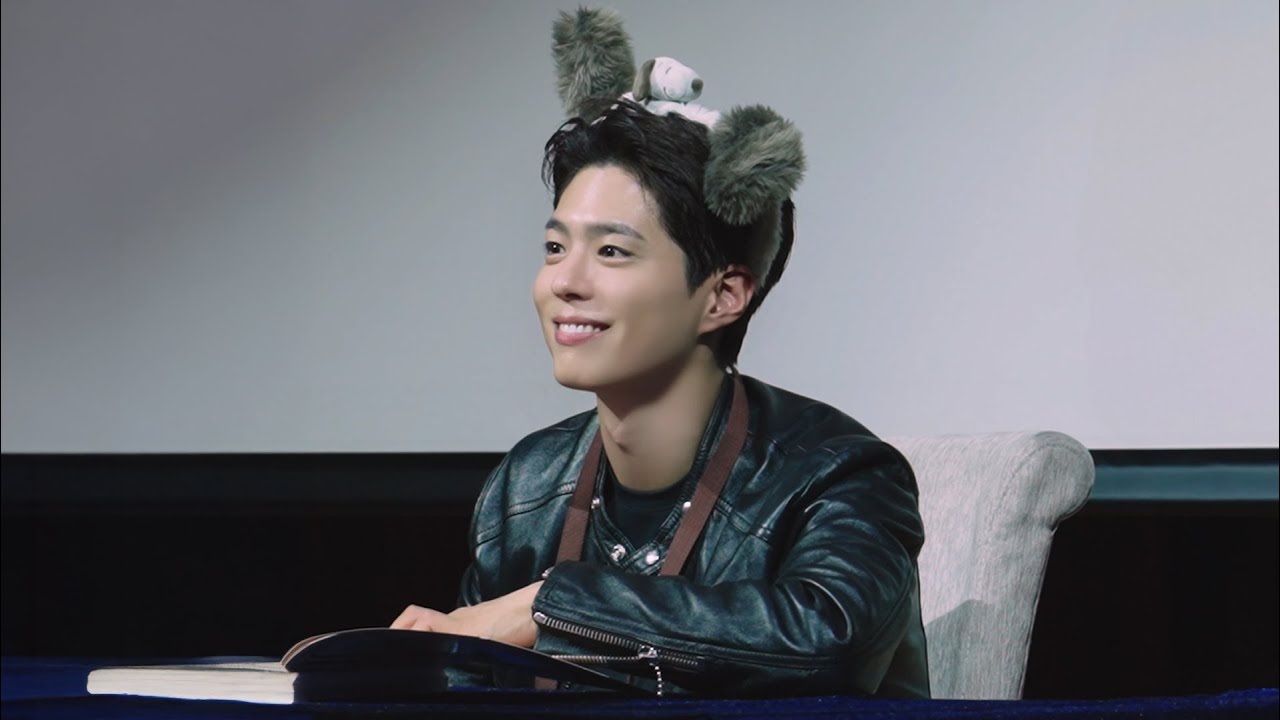 PARK BO GUM FAN SIGNING EVENT BEHIND FILM