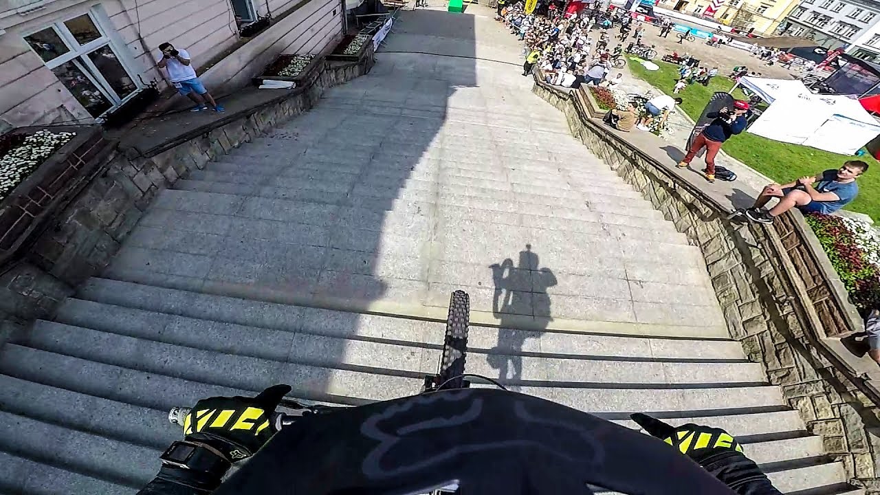 CITY DH Bike Town Przemyśl 2018 l Dollo Style