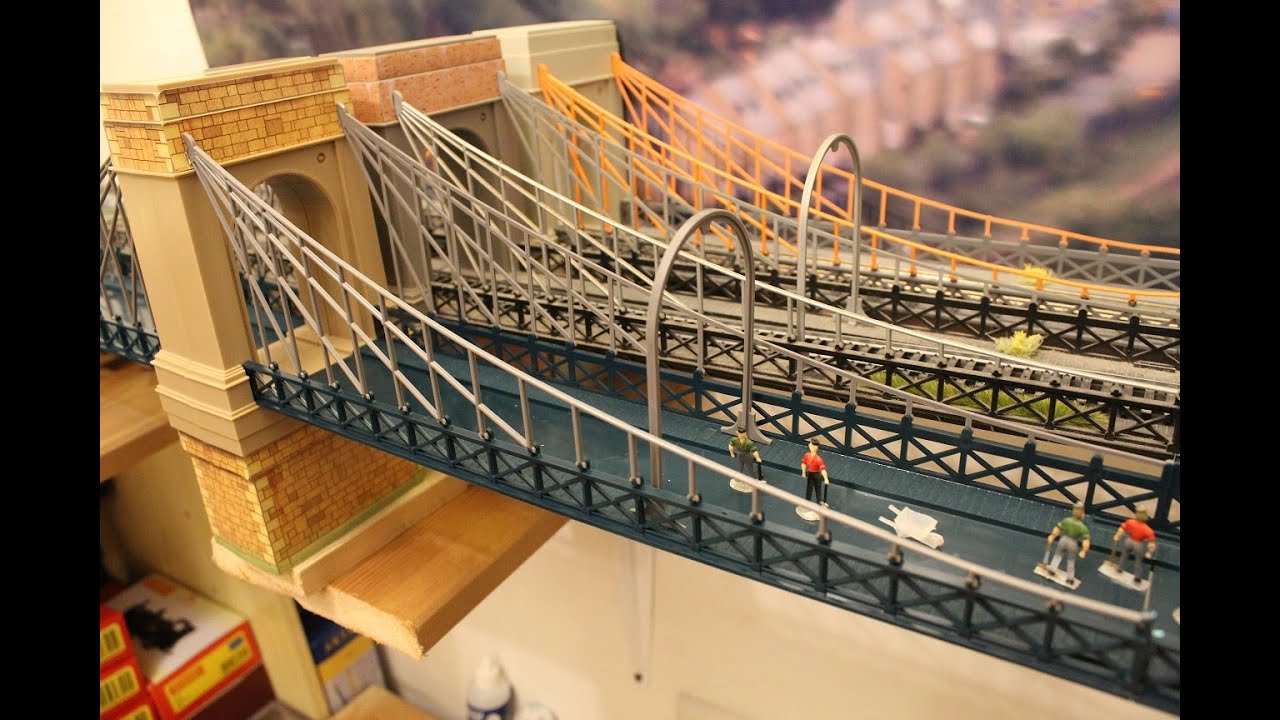 Reviewing / Building My R8008 Grand Suspension Bridge