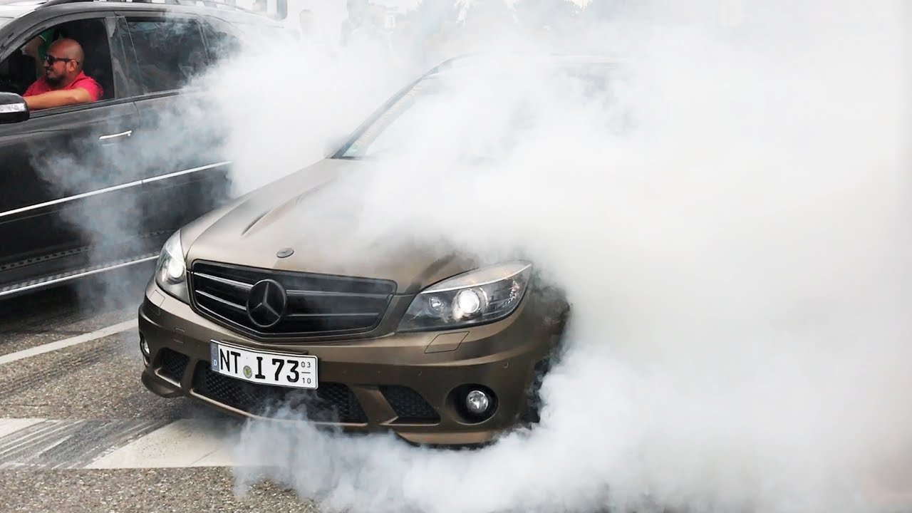 Mercedes AMG meets Motorworld Stuttgart 2017 - BURNOUTS REVS and ACCELERATIONS !