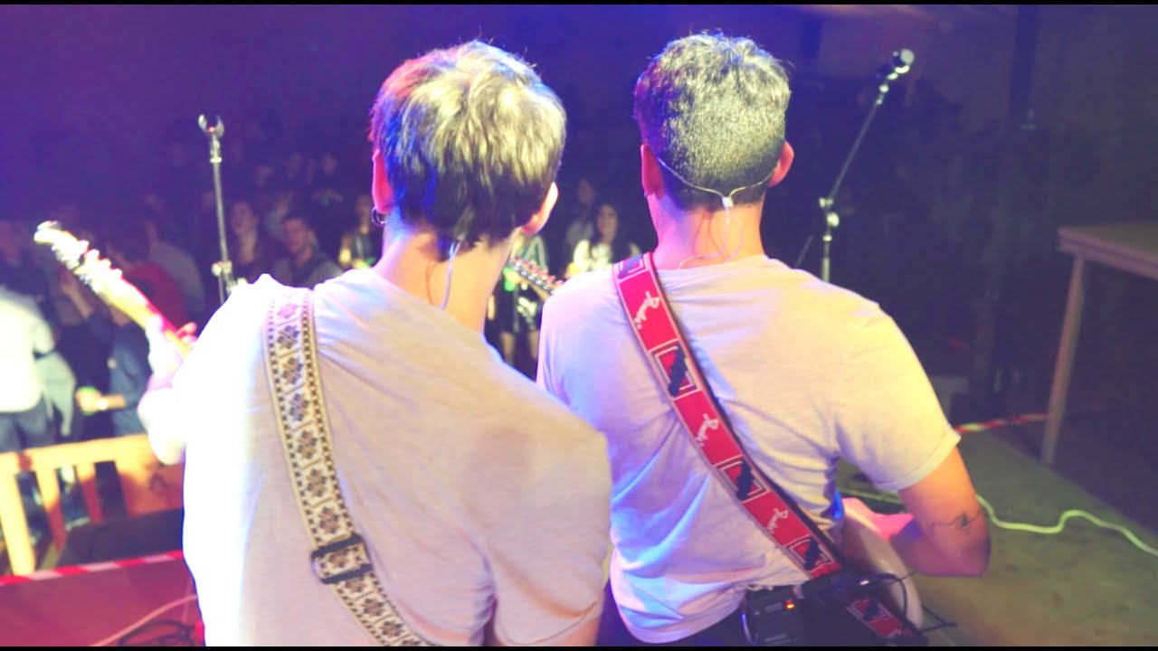 BANDA NEON a Flix