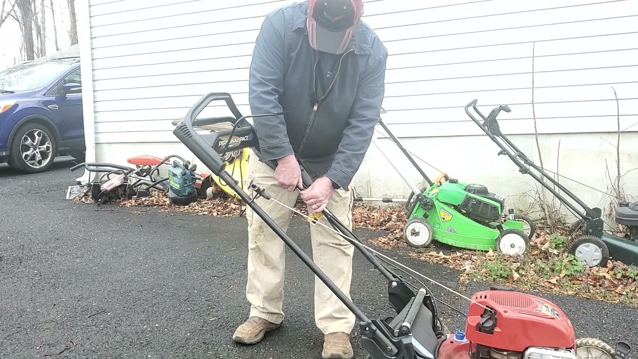 Регулировка ручки привода газонокосилки Toro Personal Pace