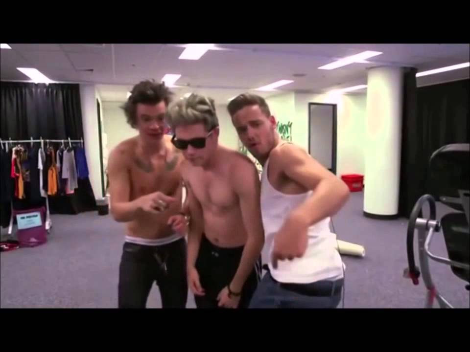 Best Of Niall Horan Dancing