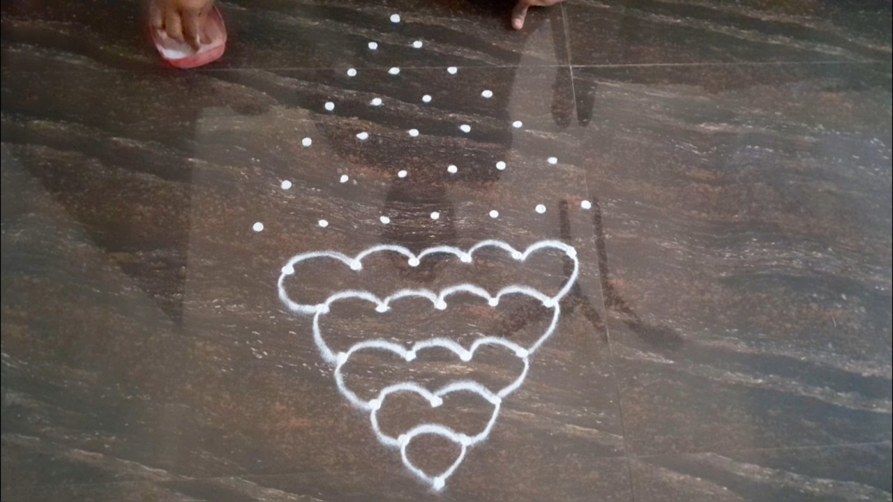 7×1 Shanka design rangoli for bigginers #dialyrangoli #easychukkalamuggulu #muggulu #dailykolam