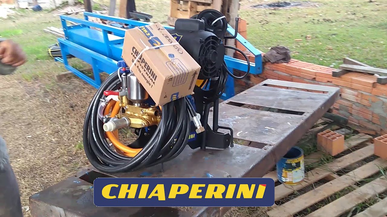 MOSTRANDO A MÁQUINA DE LAVA-RÁPIDO