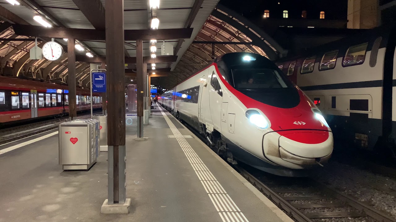 Ausfahrt des (ETR 610) beim Bahnhof St. Gallen/Exit (ETR 610) at St. Gallen station