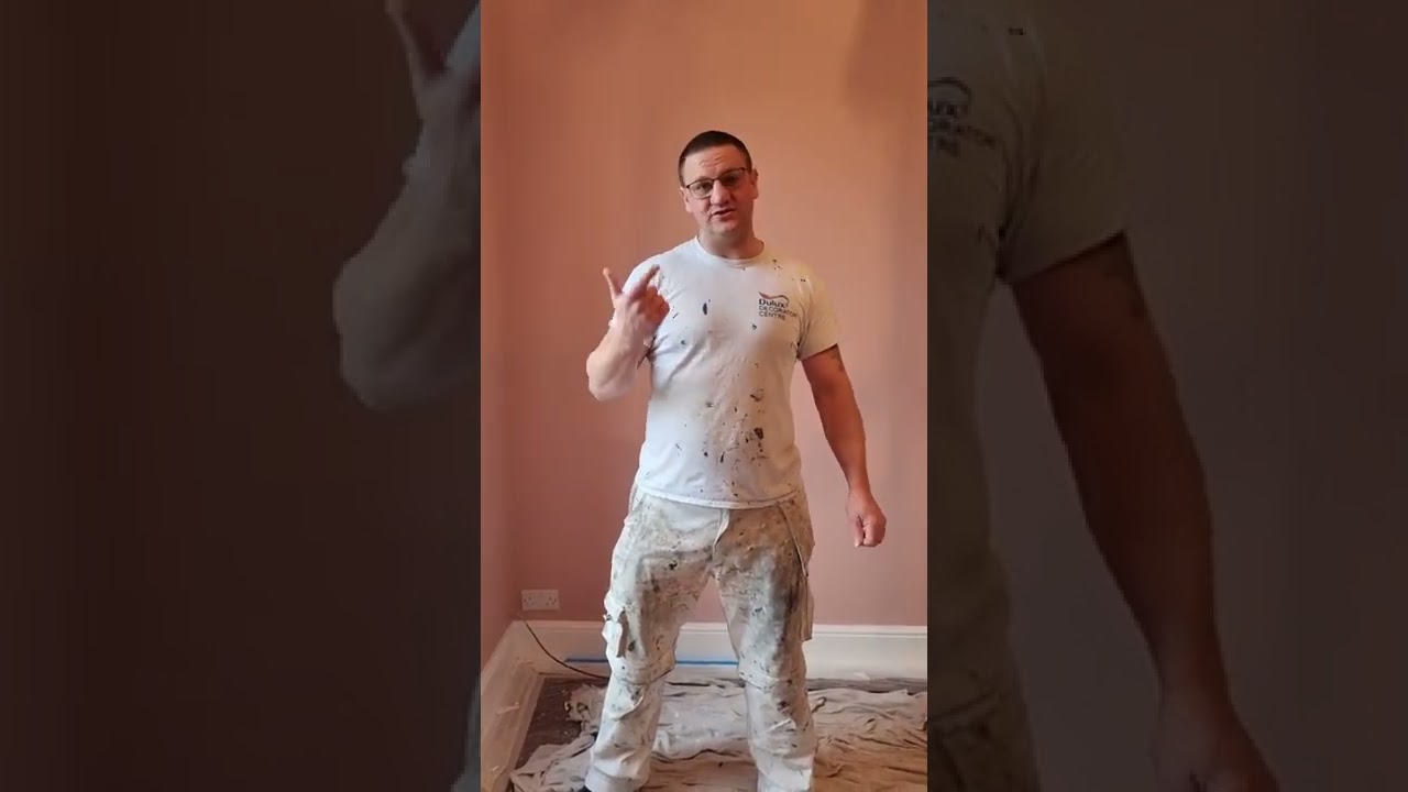 Какая глянцевая краска лучше всего подходит для внутренних деревянных поверхностей?