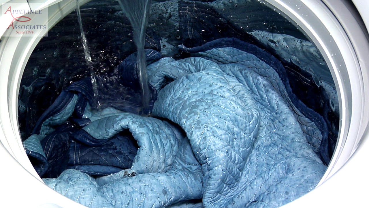 GTW750CSLWS GE WASHING TWO BLANKETS BULKY ITEMS CYCLE WITH DEEP FILL EXTRA RINSE
