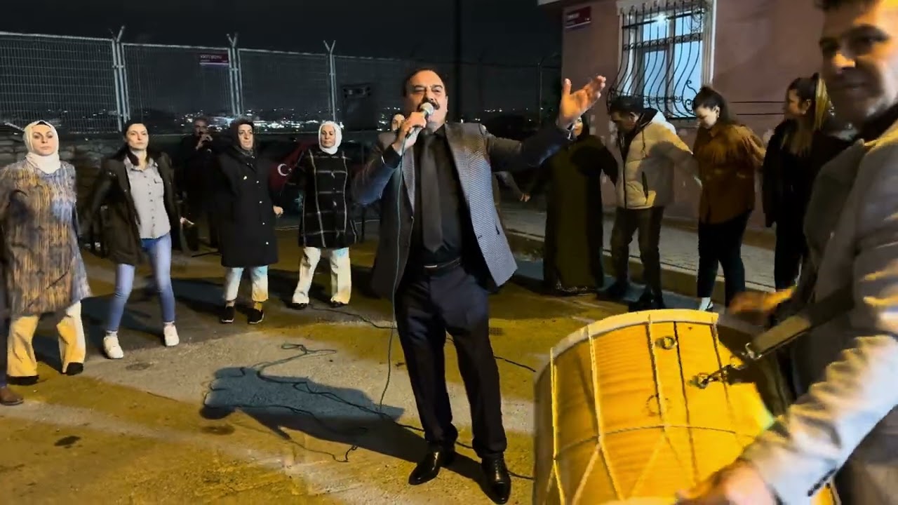 Sırrı Denizoğlu ve Ekibi - Yasemen - Yar Yüzüme Gülende - İmparator Tuzla’da Asker Programında