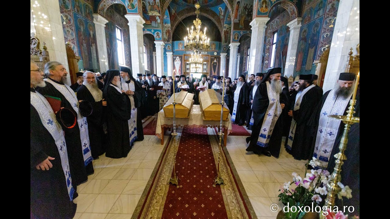 Eveniment istoric la Mănăstirea Sihăstria: Deshumarea moaștelor Cuvioșilor Cleopa și Paisie