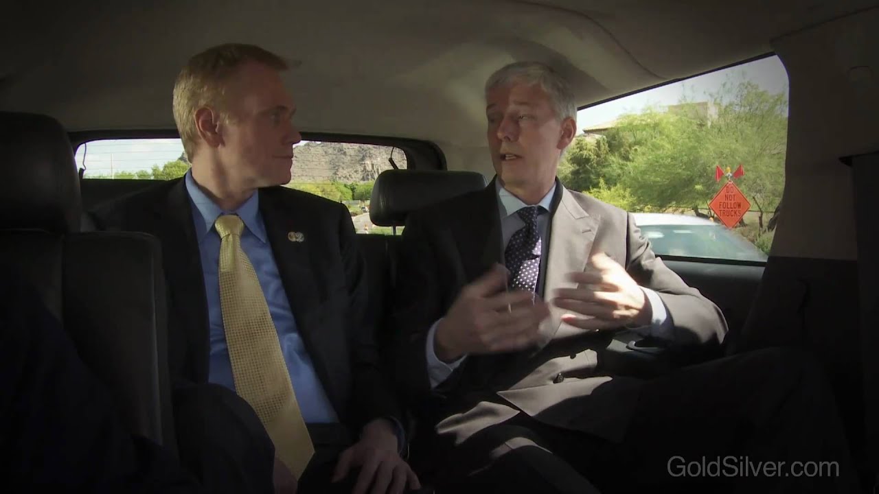 THE DOLLAR CRISIS (1/3) - Mike Maloney & Richard Duncan