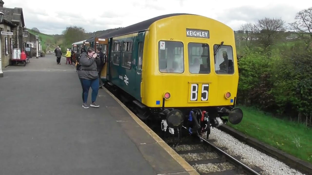 Class 101 DMU at Oakworth at 4:14pm Sunday 14th April 2024.