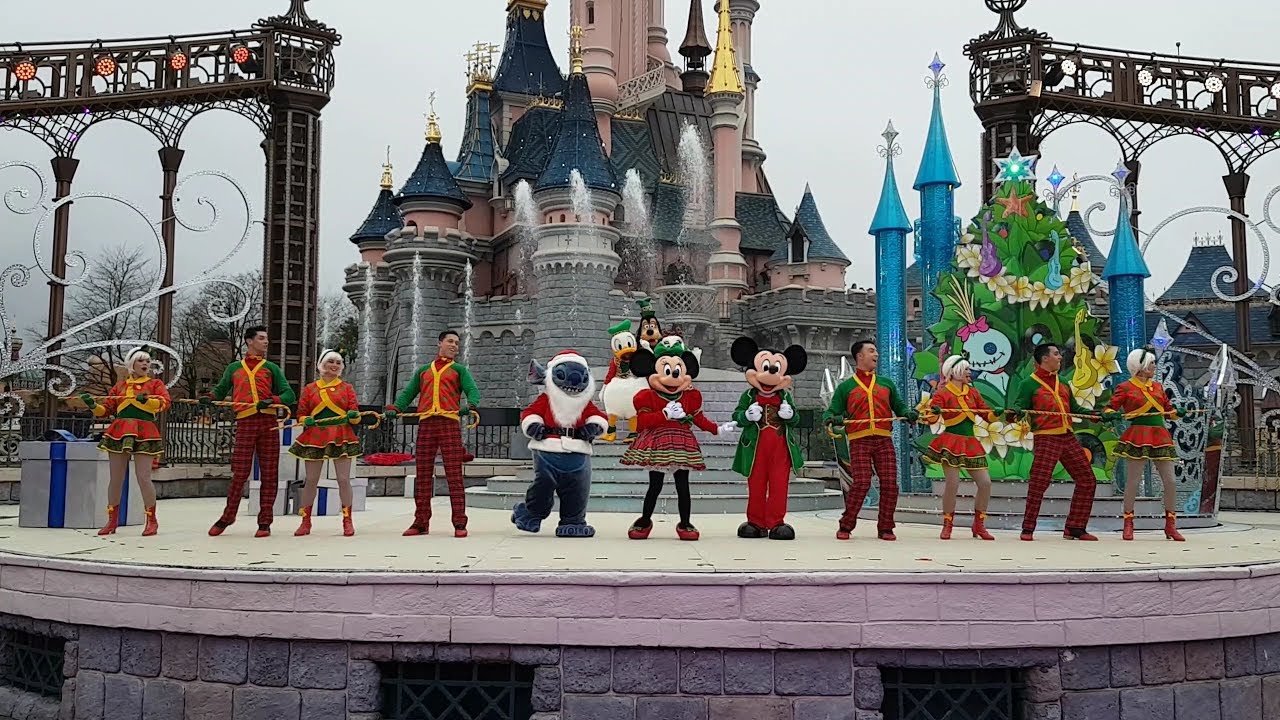 Disneyland Paris : Spectacle Un Noël FantaStitch 2018