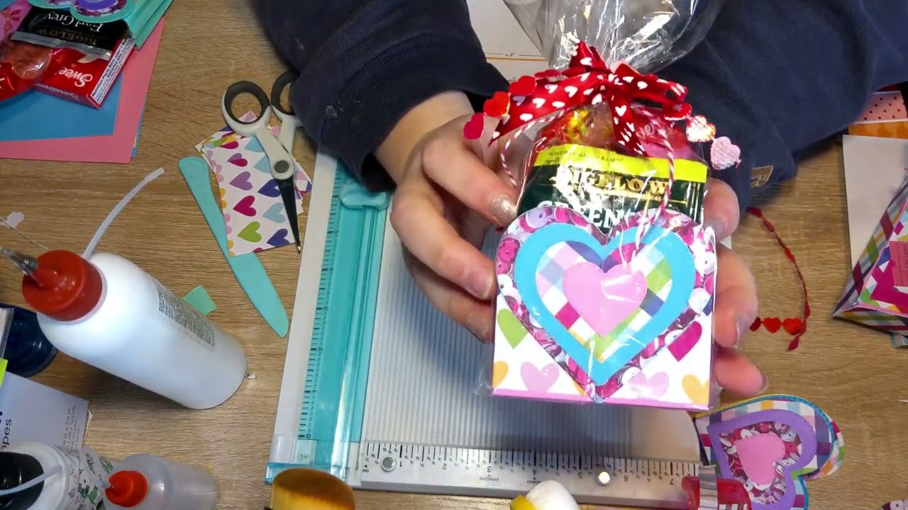 Valentine Tea and Treat Holder