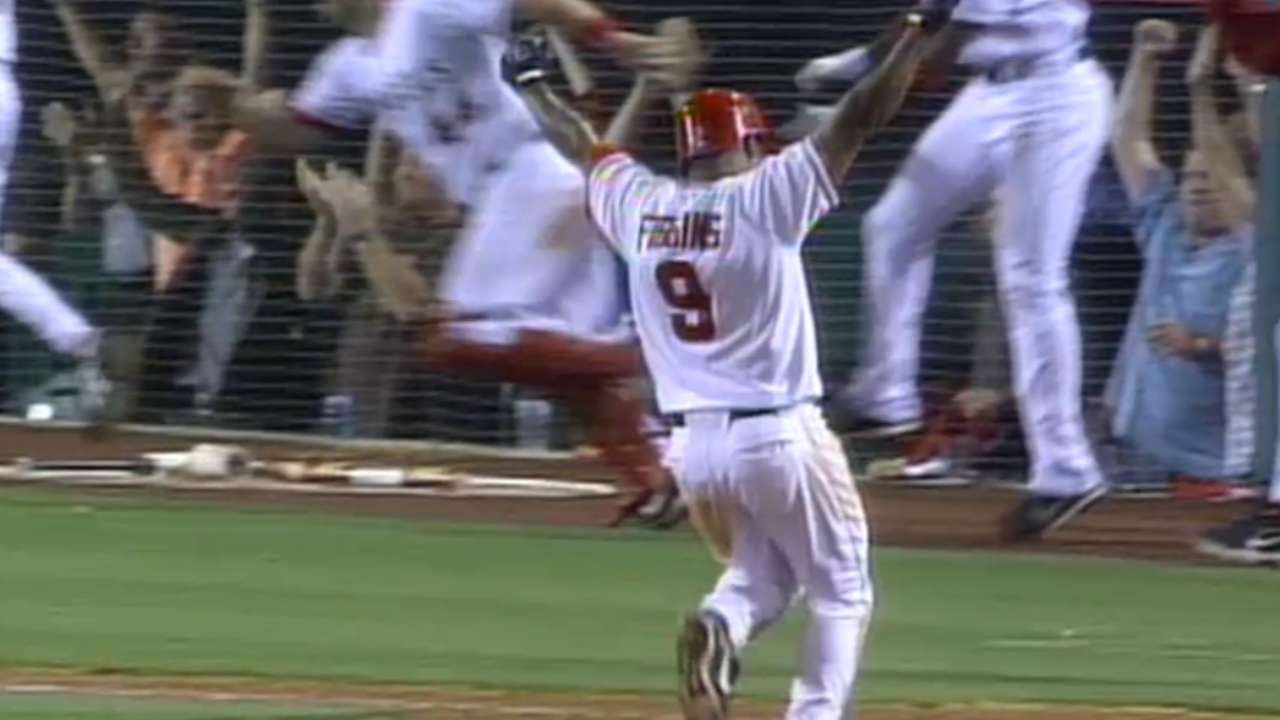HOU@LAA: Figgins notches six hits, including walk-off