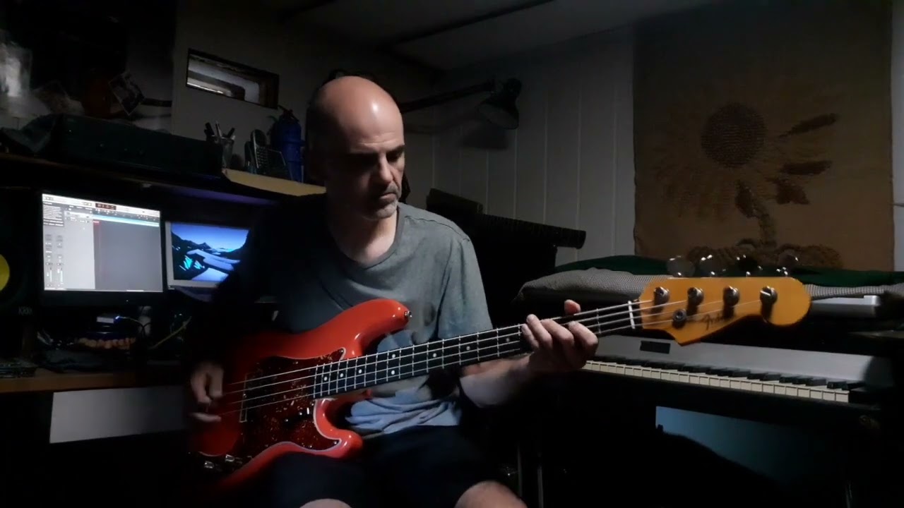 Roxy Music - Love is the drug - Bass Cover John Gustafson (Siren - 1975)