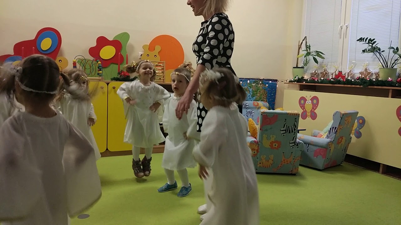 Vianočné vystúpenie MŠ Vajanského Trnava, motýliky