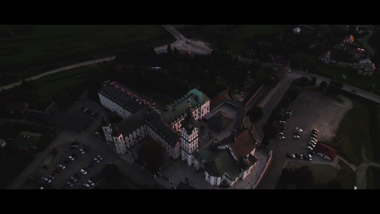 Sanktuarium w Tuchowie - Bazylika - Klasztor o. Redemptorystów