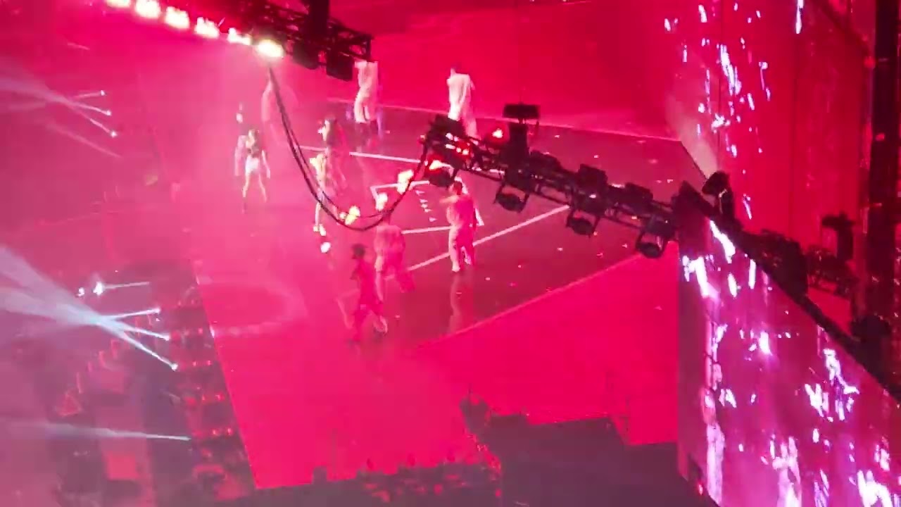 Blackpink Concert-Chicago: DDU-DU-DDU-DU. November 11, 2022.