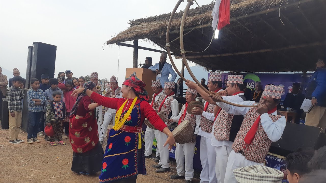 होमस्टे महोत्सवमा नौमती बाजा प्रतियोगिता पोखरा १४को प्रस्तुती हेर्नुस जेमा भन्यो त्यसमै बाजा घनक्यो।
