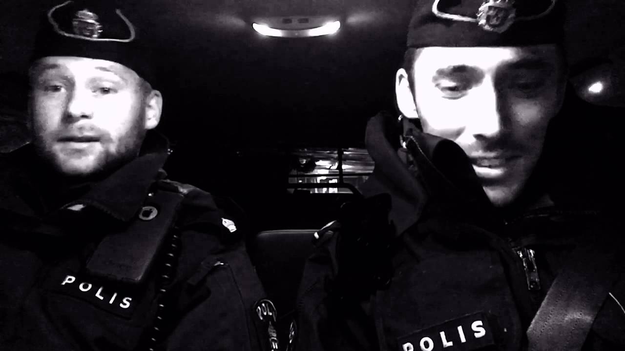 Poliserna sjunger melodifestivallåt