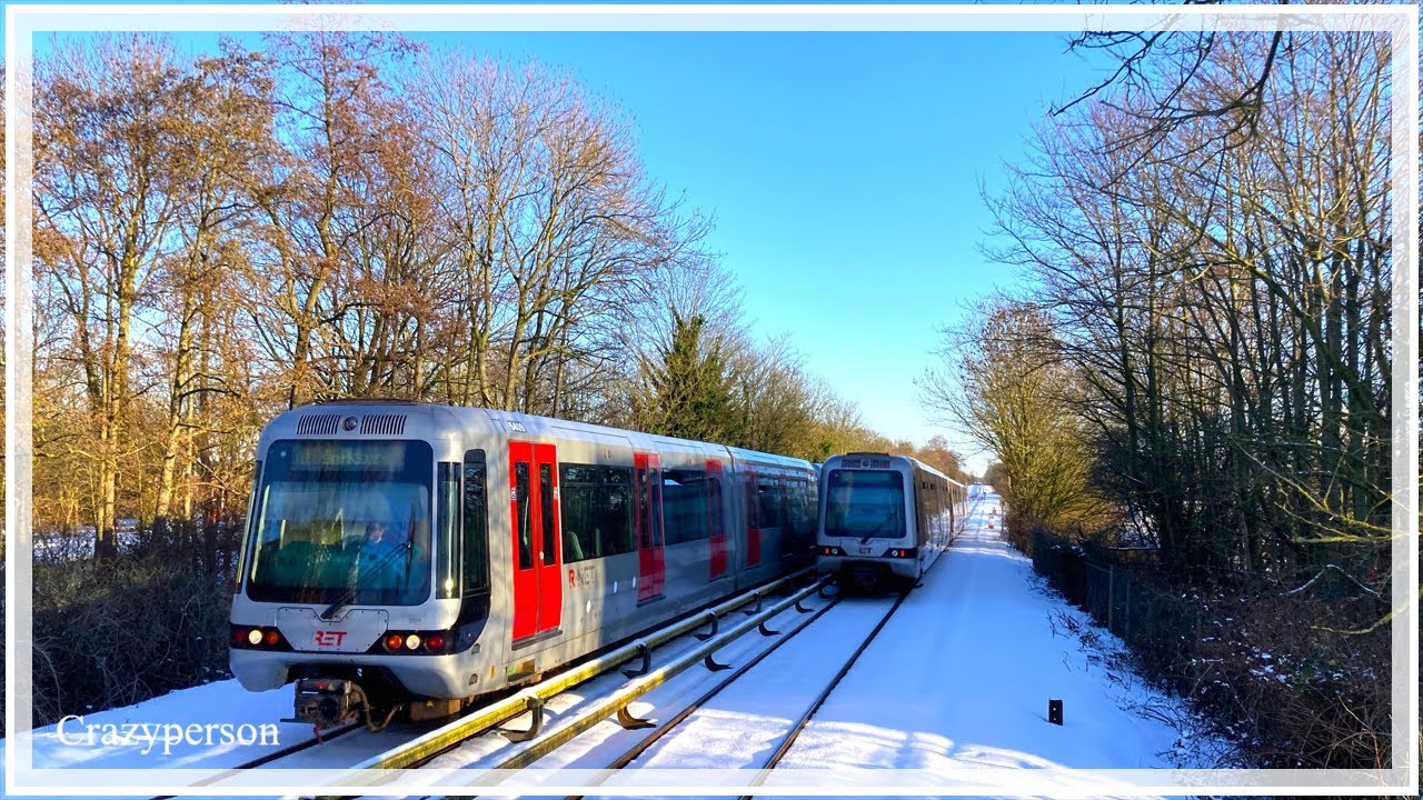 Sneeuw en Metro's Station Poortugaal - RET Rotterdam Lijn D (2026)