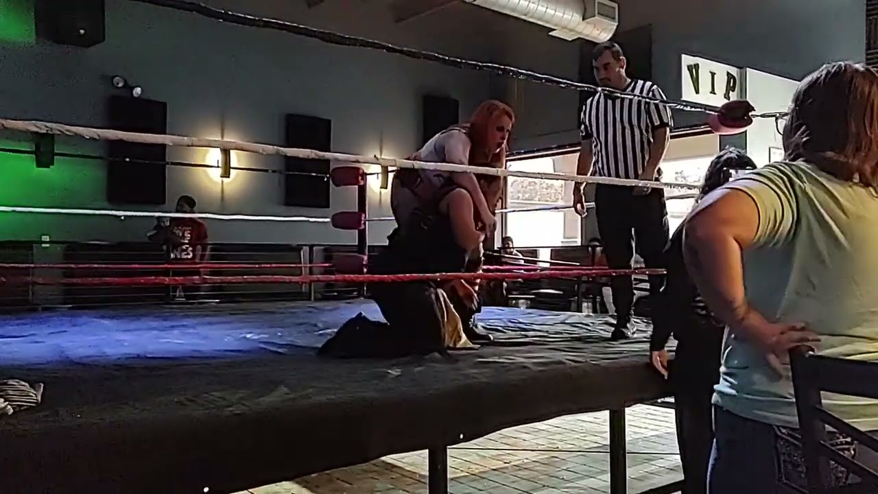 Ravyn Knight vs Biibii