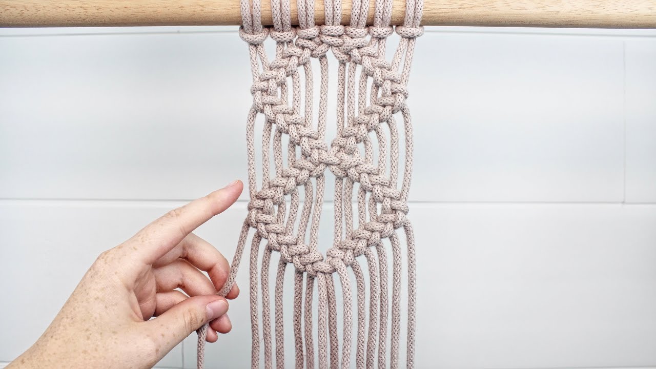 Braided Diamond Pattern  |  EASY Macrame Tutorial