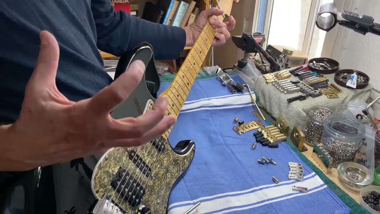 Sophia 2:22 deluxe locking tremolo and UNO HD - Broken string tuning stabilization Test