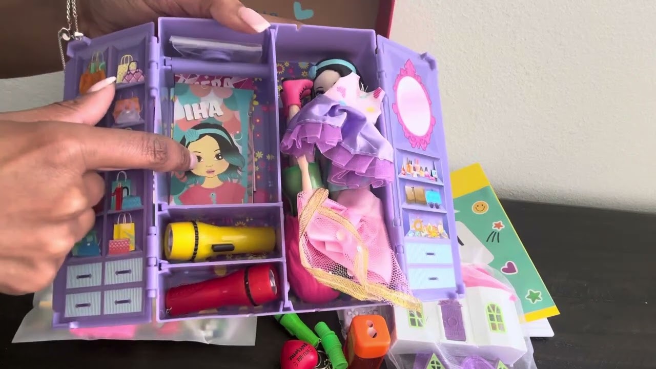 Operation Christmas Child : Girl 10-14