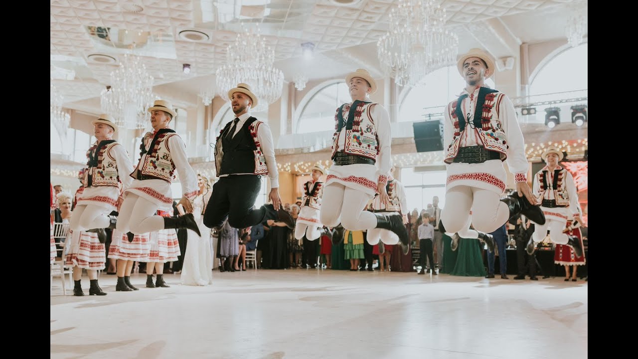 Nuntă de dansatori - Ansamblul Folcloric „Cununa Apusenilor” Gilău - moment artistic nuntă joc Bihor