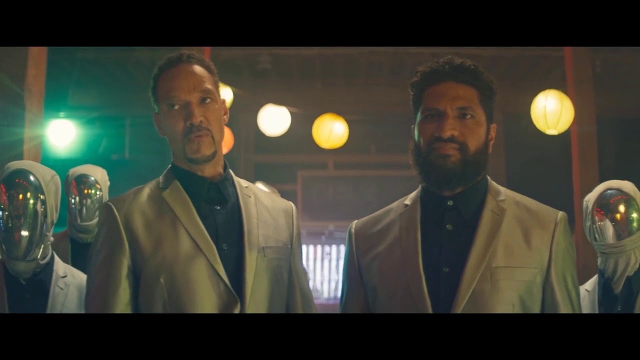 Sala Baker in The Two BELLMAN 2