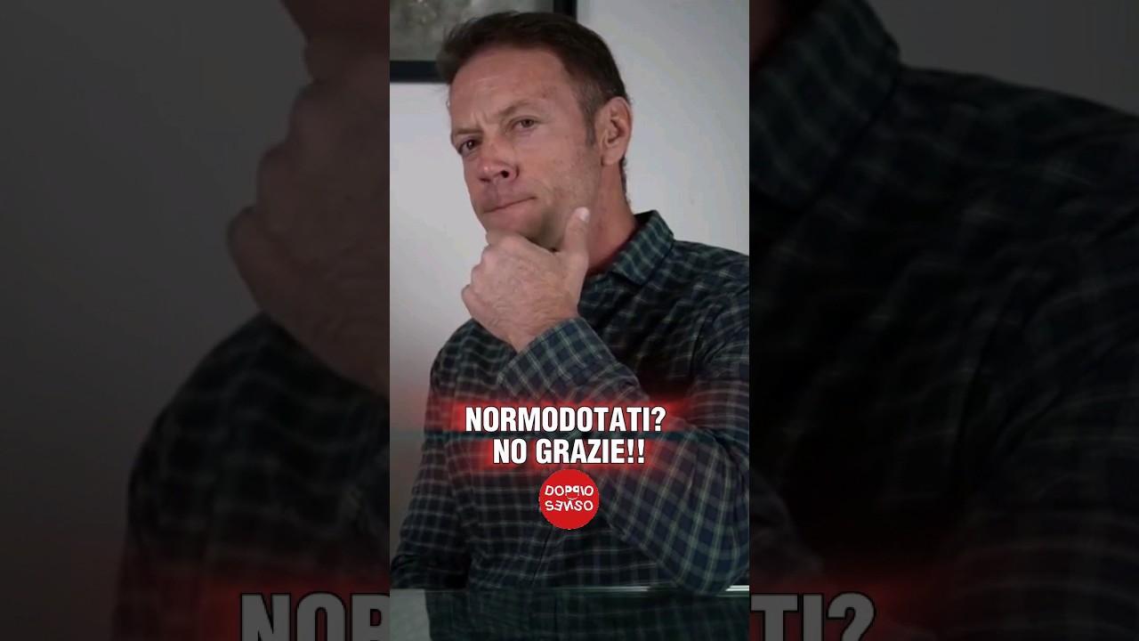 Ilary Blasi e i Normodotati. #ilaryblasi #isoladeifamosi #rocco #shortvideo