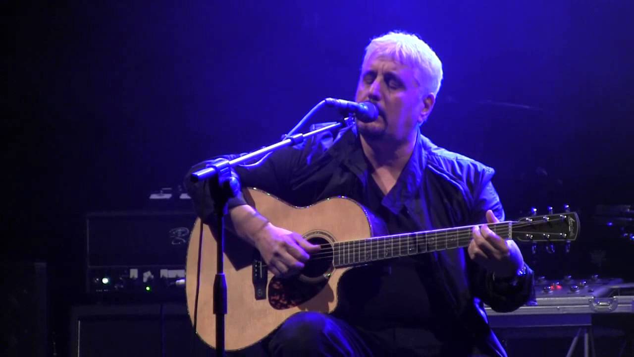 Pino Daniele TERRA MIA + QUALCOSA ARRIVERA' Live