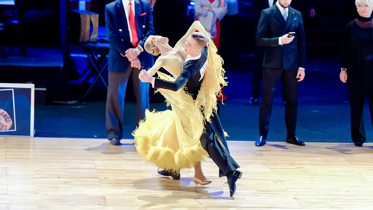 WDC U16 | Roman Shchochka & Marta Tyutyunnyk | Foxtrot