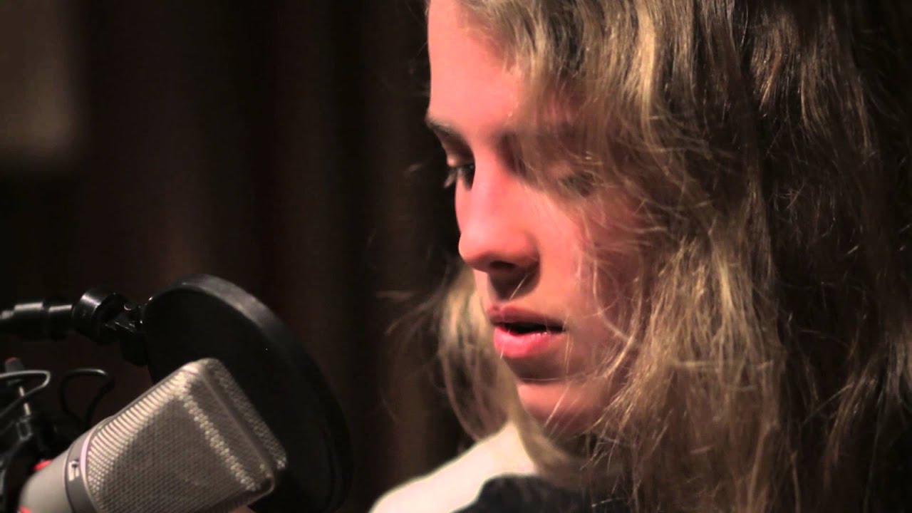 Marika Hackman - Call Off The Dogs | The Wild Honey Pie Buzzsession