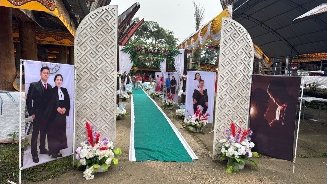 Resepsi Pernikahan Pdt. Grace Maya Panggau & Malvin Suriady di Tongkonan Pasang Lampio