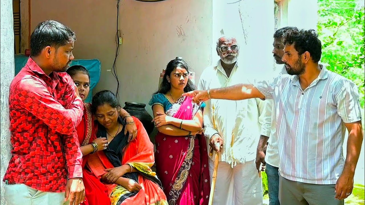 सुन आणि लेका पेक्षा वैरी बरा...! आईला दिल हकलून...! #viralvideo #emostional #marathivideo #trending 