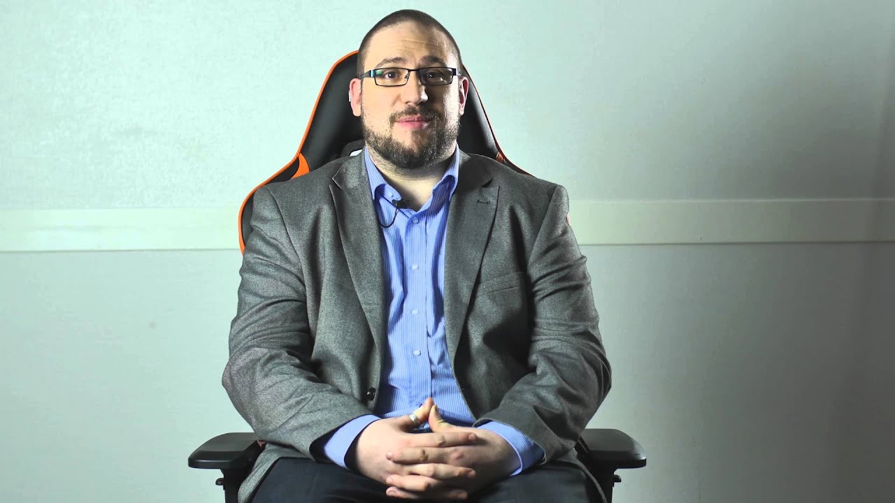 Richard Lewis in the HeatSeat! - DreamHack Summer 2015
