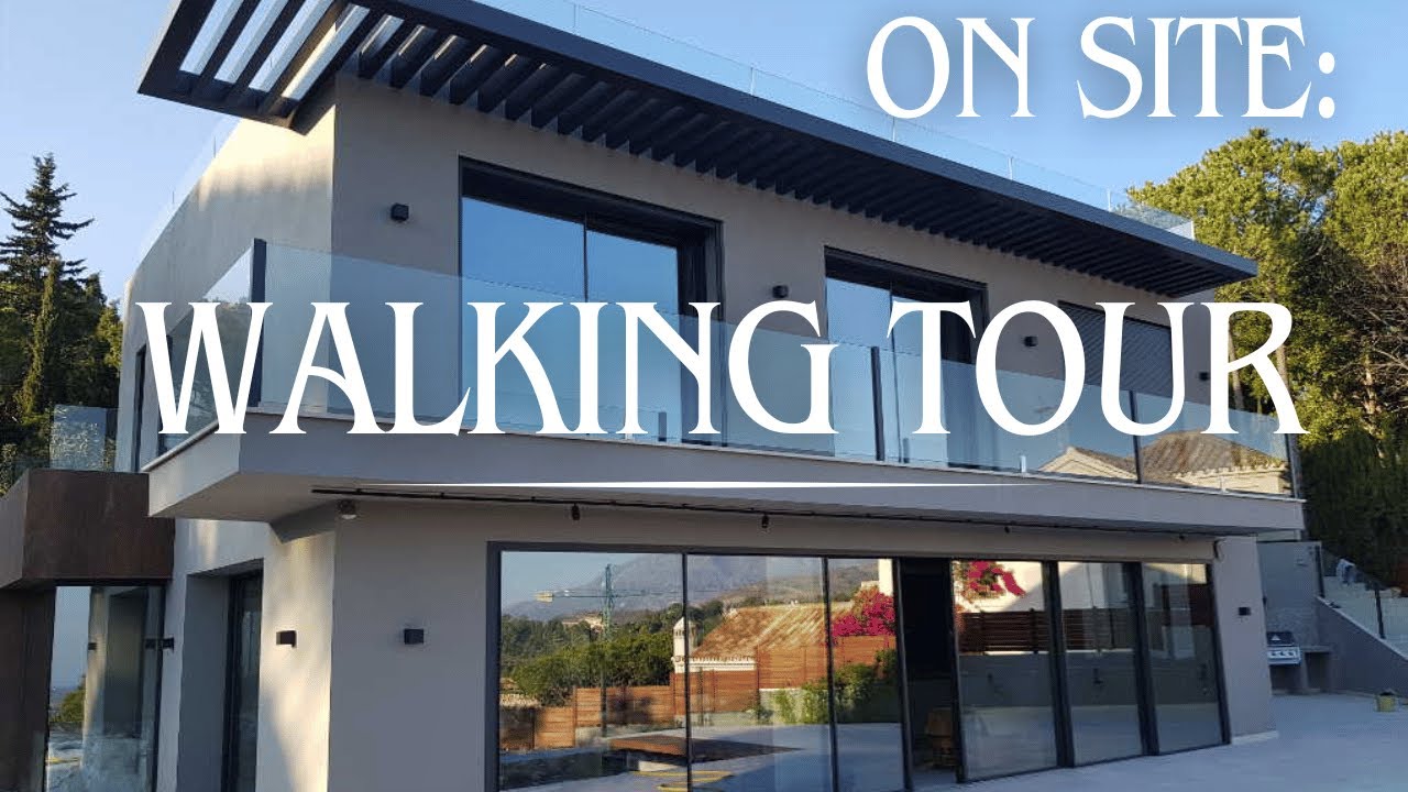 Build your custom villa Spain: take a walking tour