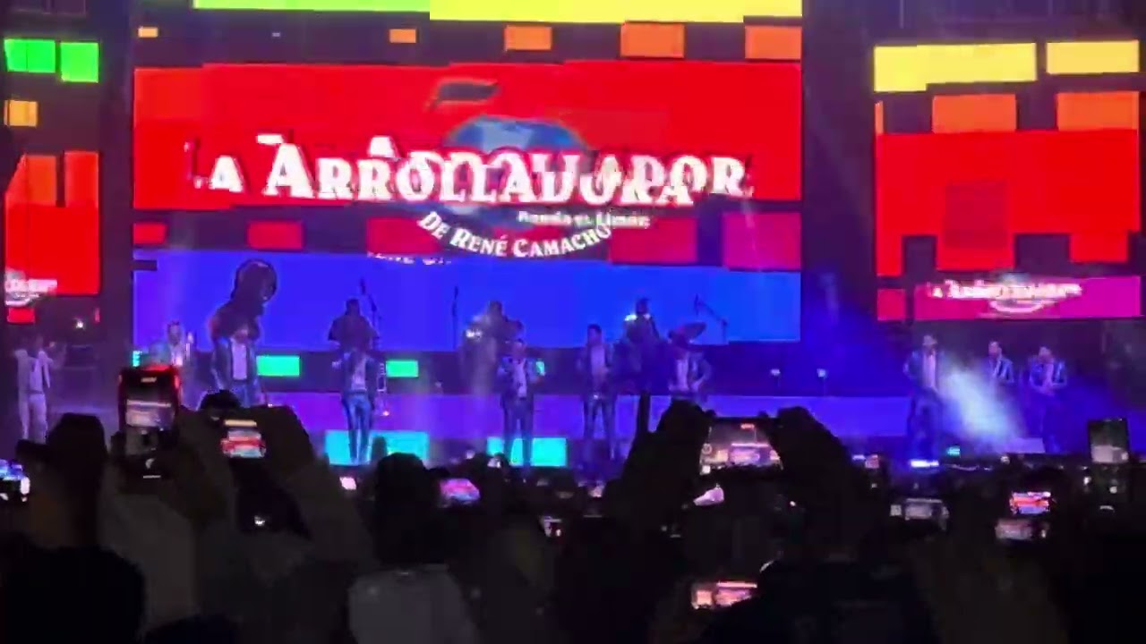 Presentación  de la Arrolladora Tultepec (Feria internacional de la pirotecnia 2025)