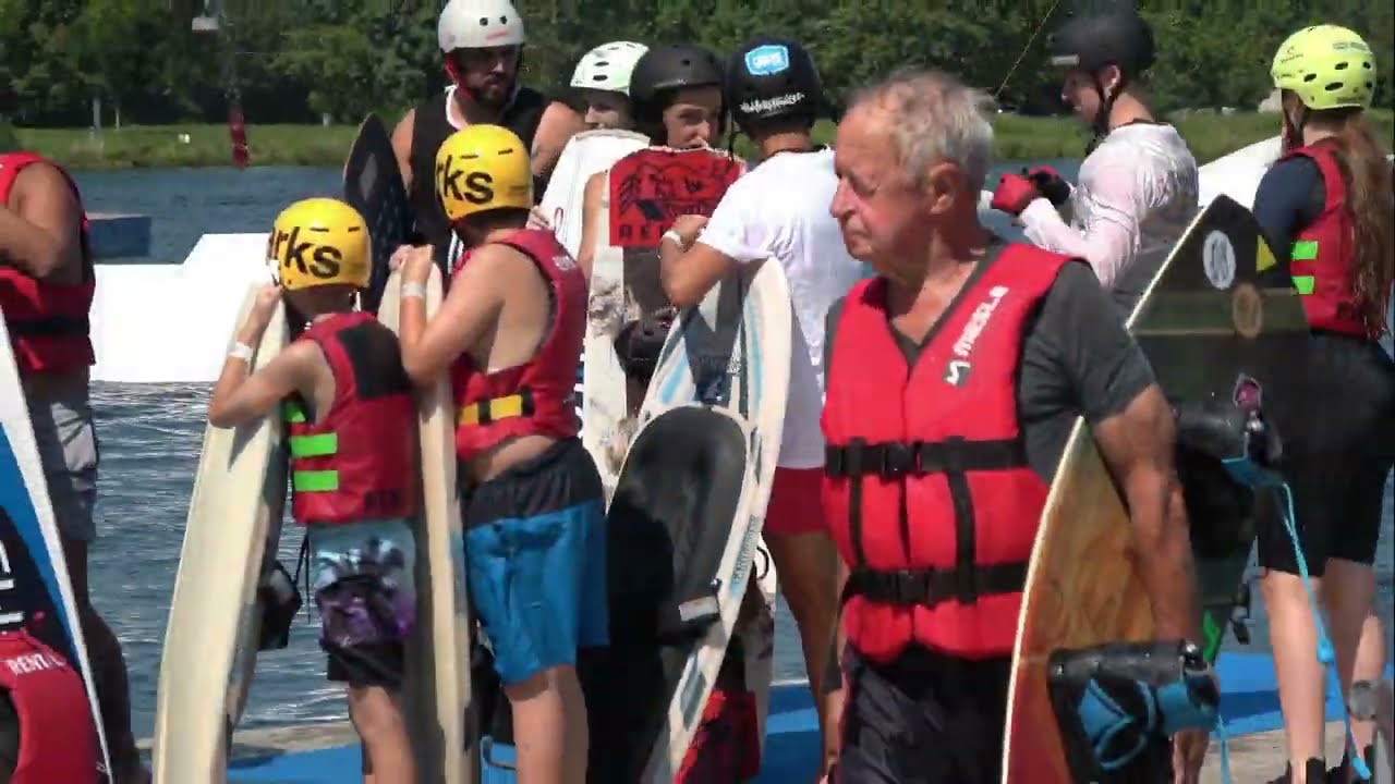 Wakepark Tunisee 2023 -Wakeboarder -Manfred mit 87